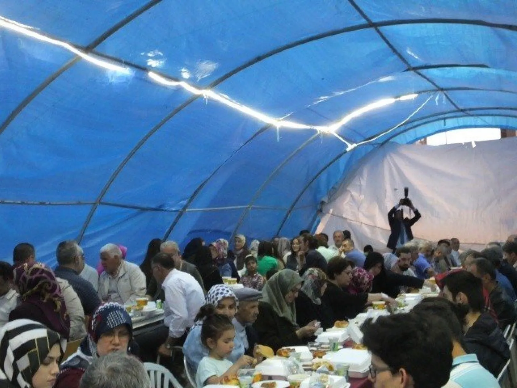 İFTAR ÇADIRINDA BİRLİK VE BERABERLİK VURGUSU