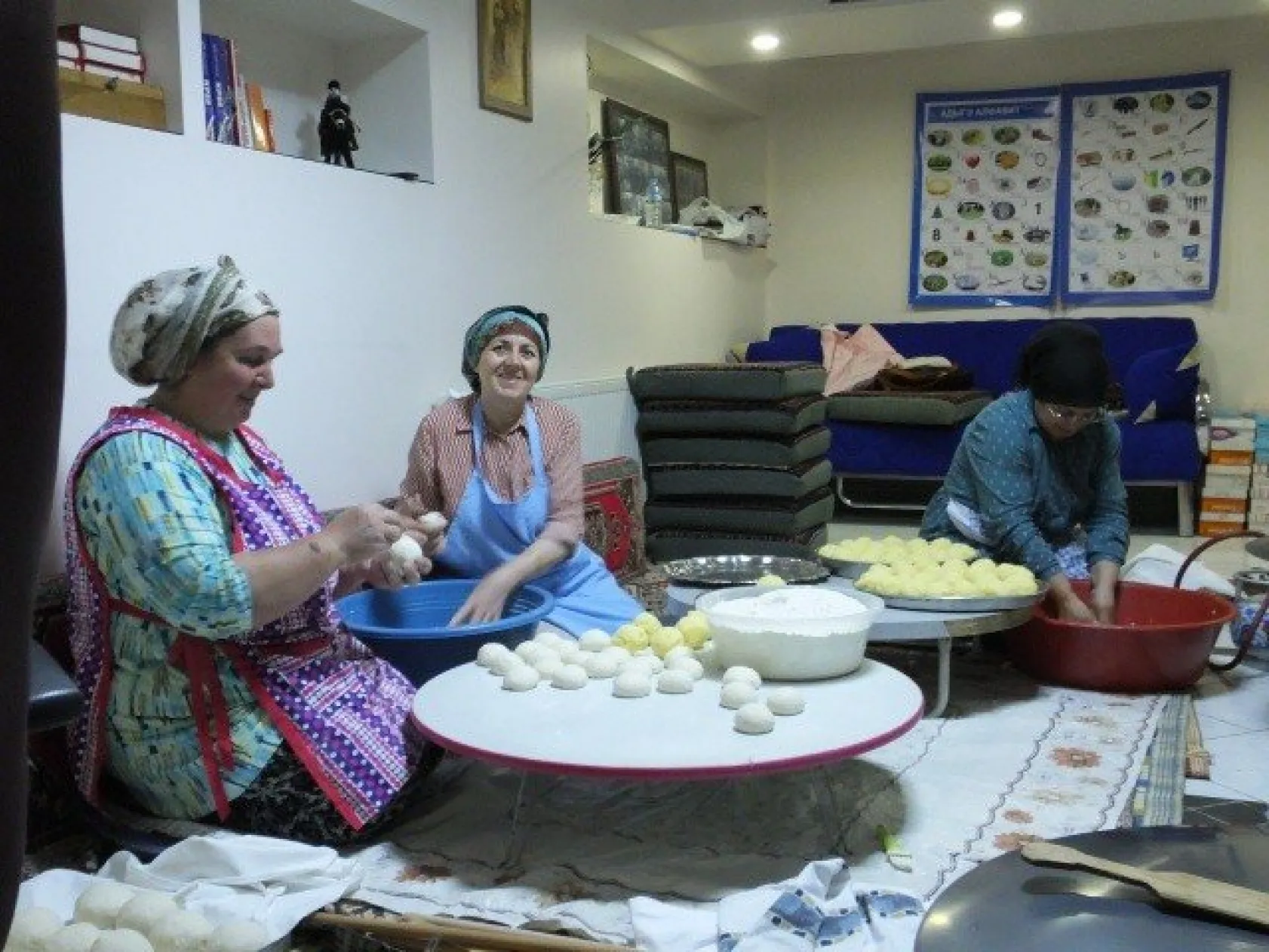 Başkanların katılımıyla kermes açılışı yapıldı