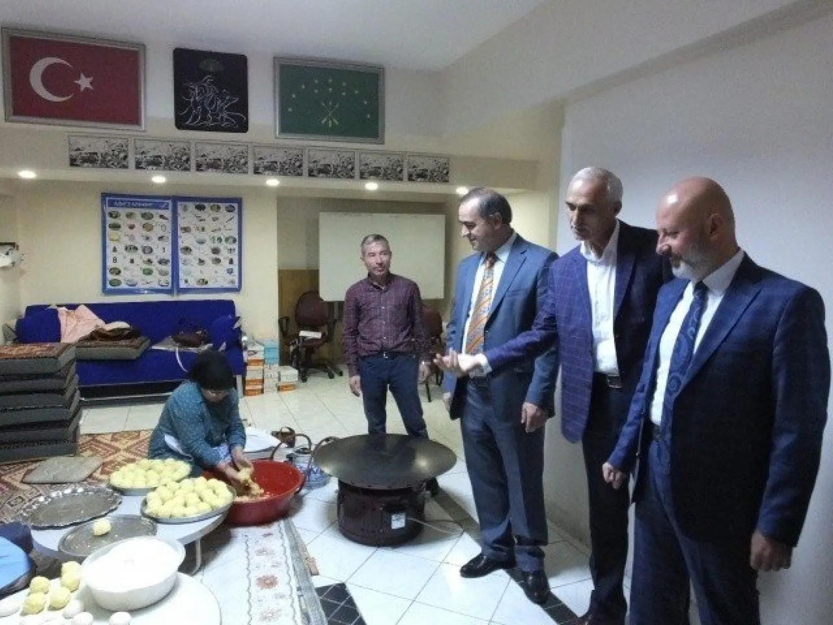 Başkanların katılımıyla kermes açılışı yapıldı