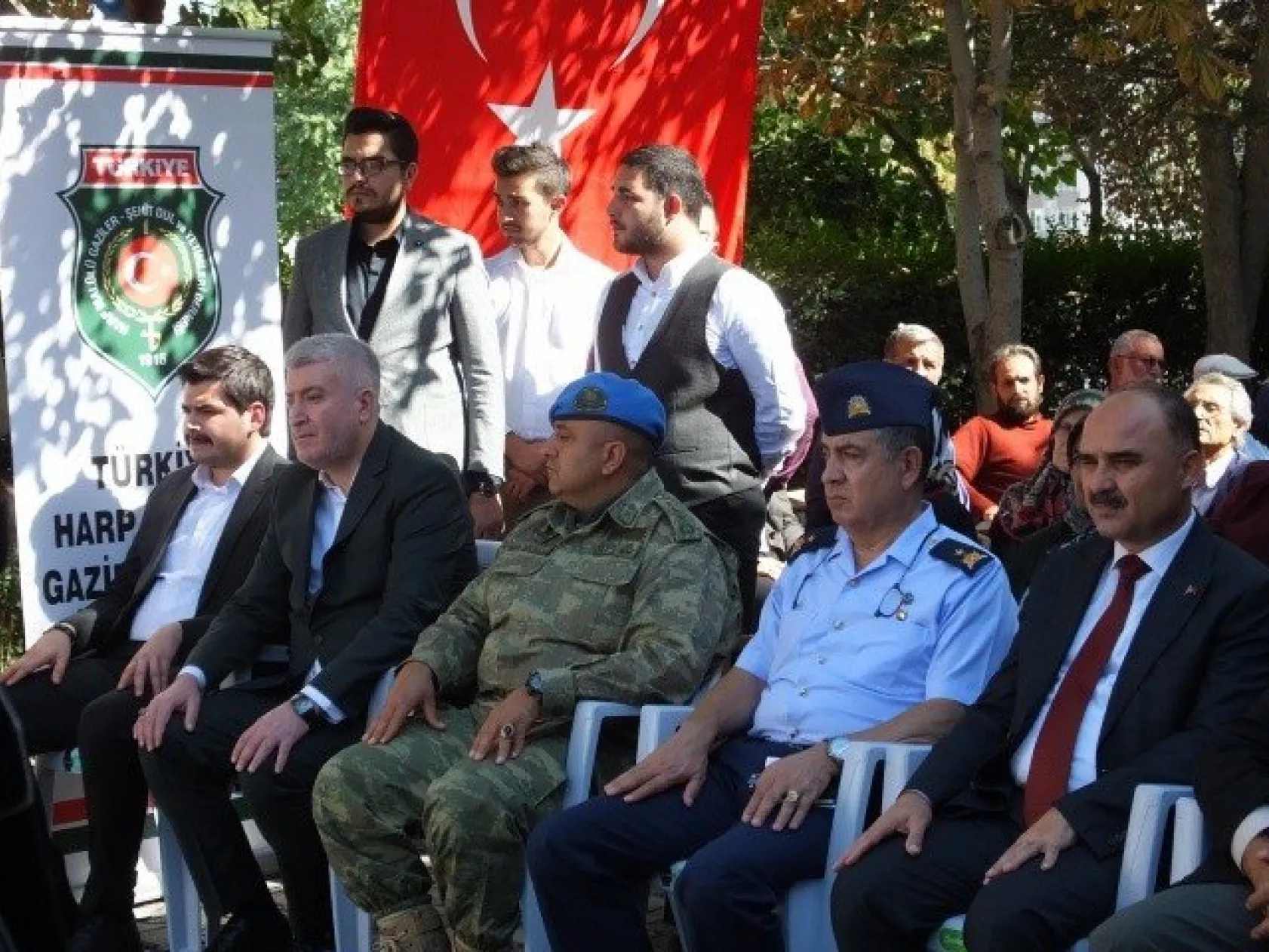 Mehmetçiğe dualarla destek