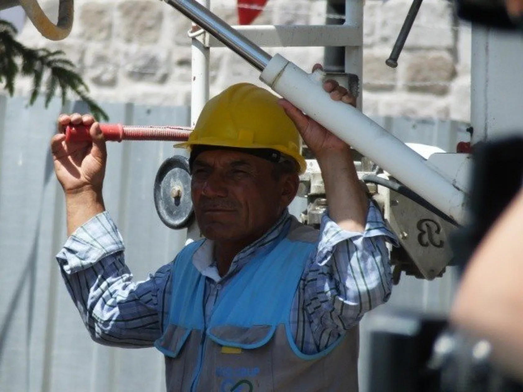 Yaşlı Yaşam Merkezi'nin temeli atıldı
