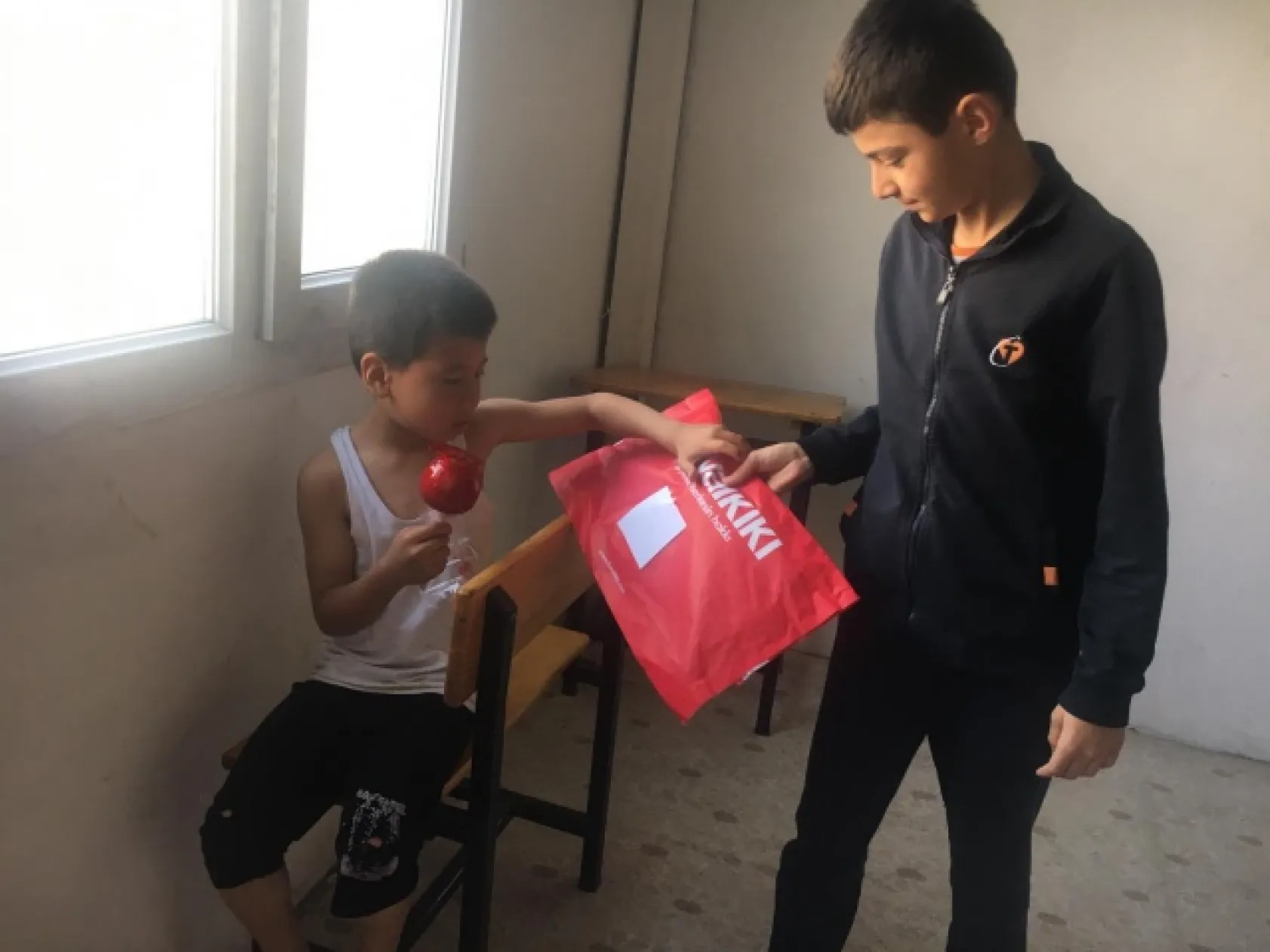 Emekler yardım eline dönüştü