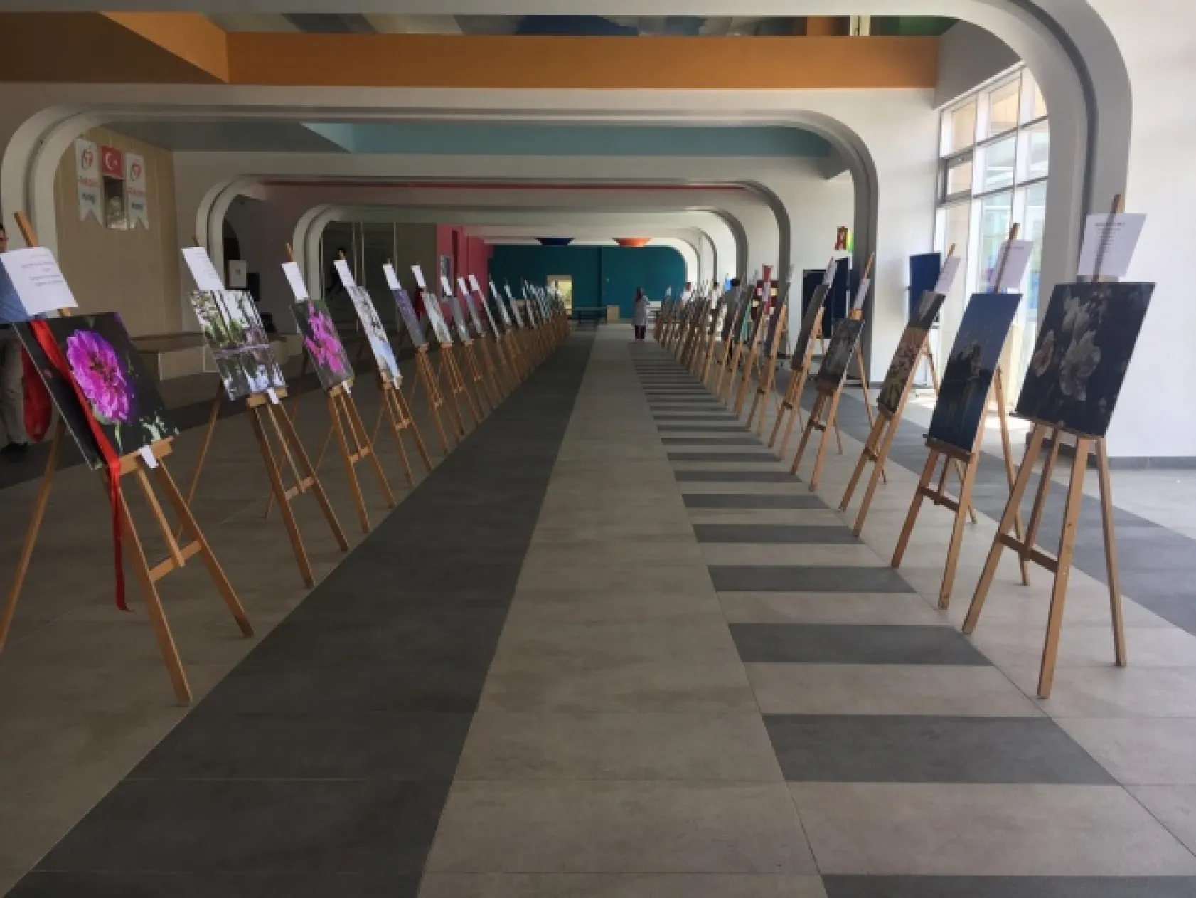 Emekler yardım eline dönüştü