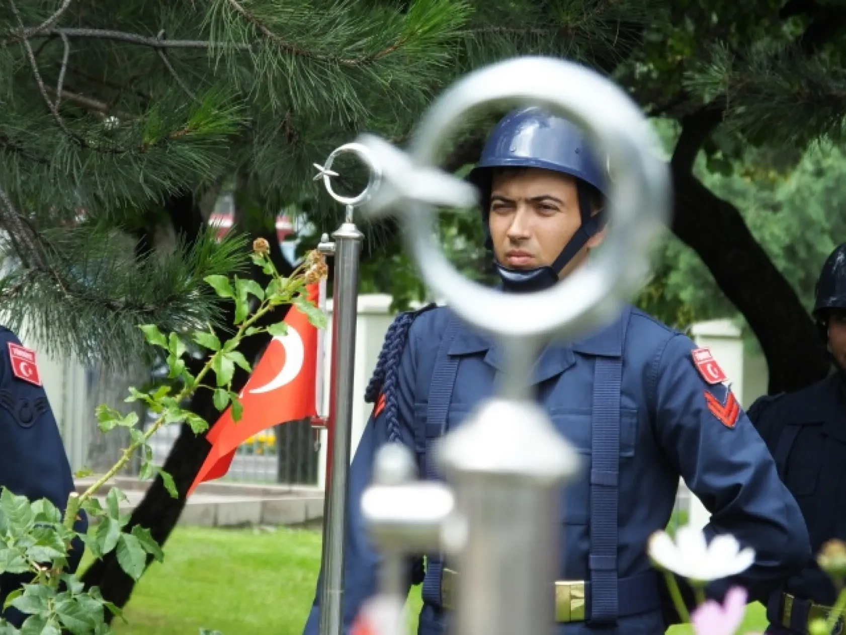 Etkinlikler Kartal Şehitliği'nde başladı