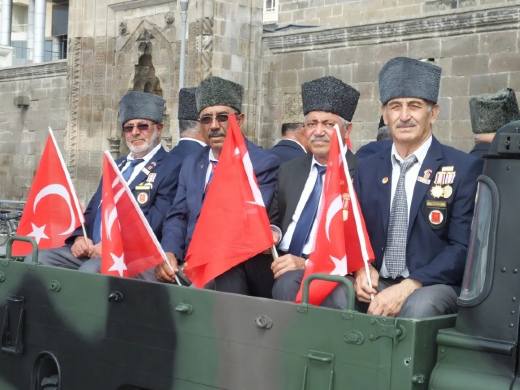 Zafer Bayramı, milletle kutlandı