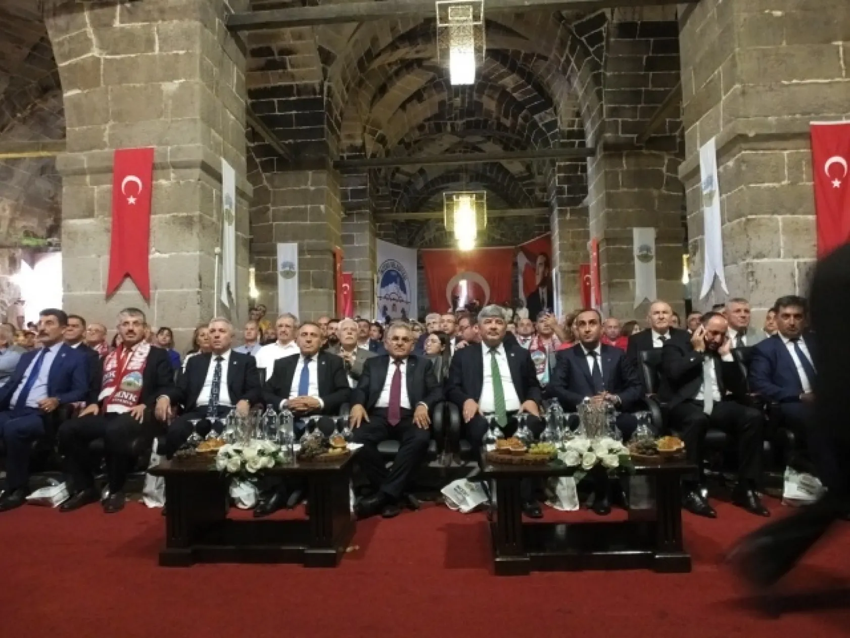 TARİHİ KERVANSARAY'DA ÜZÜM FESTİVALİ