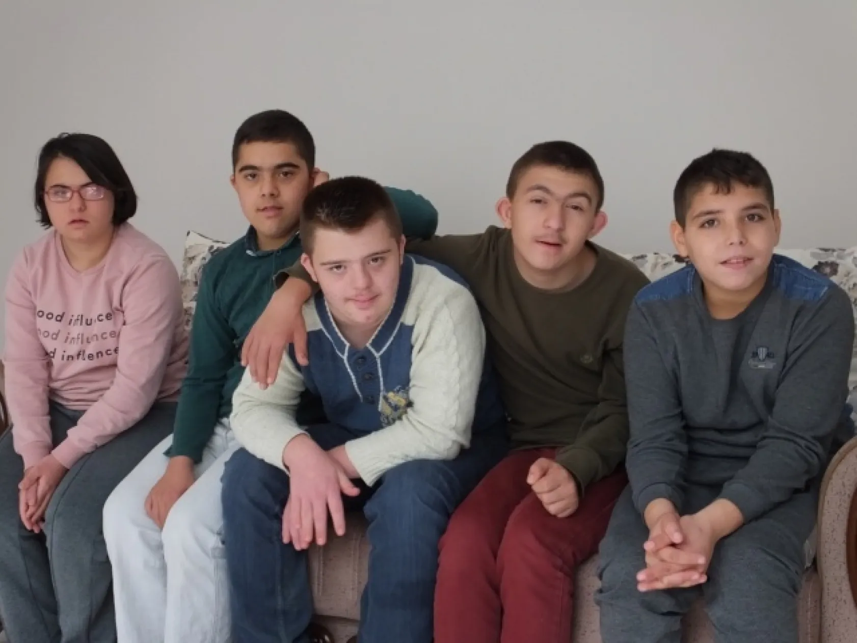 KENDİLERİ GİBİ EĞİTİMLERİ DE ÖZEL