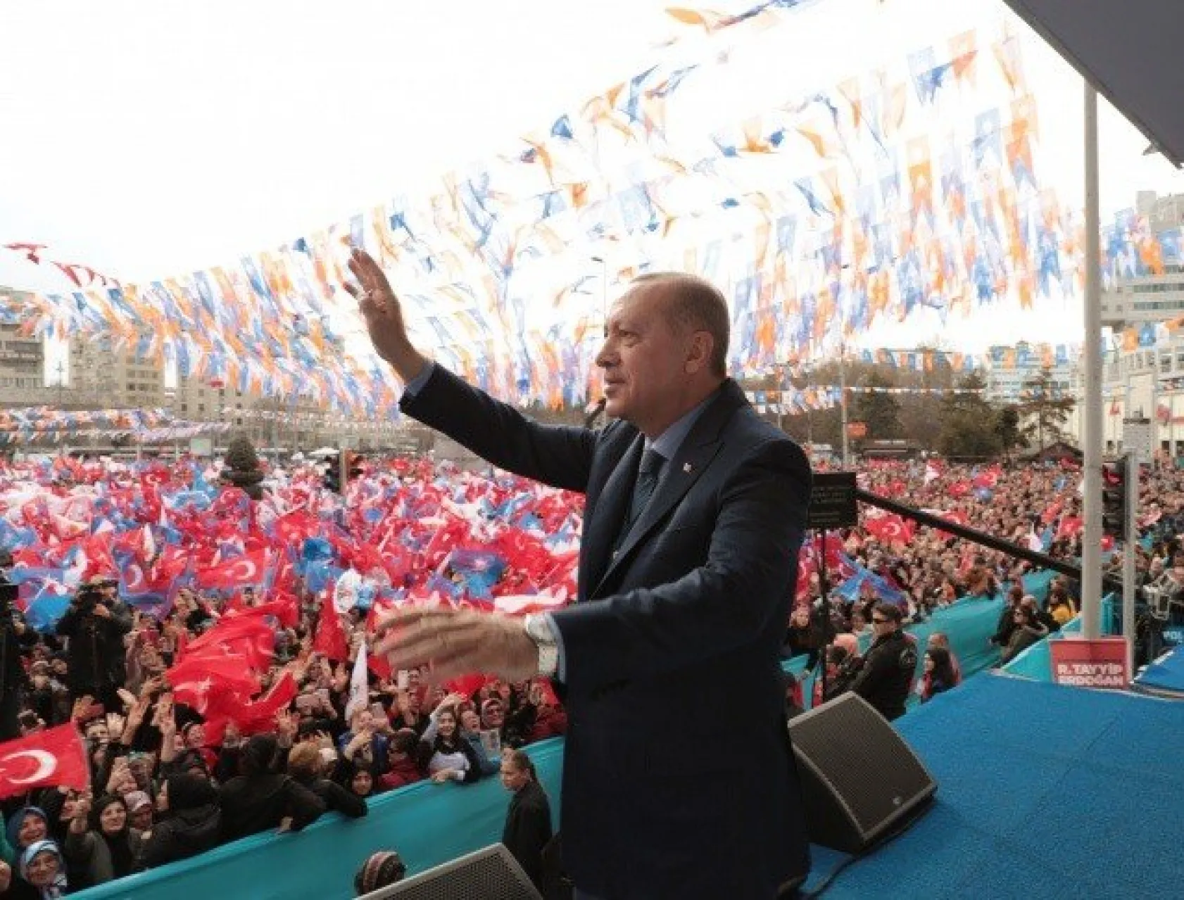 Erdoğan, Özhaseki İçin Kayseri'den Oy İstedi
