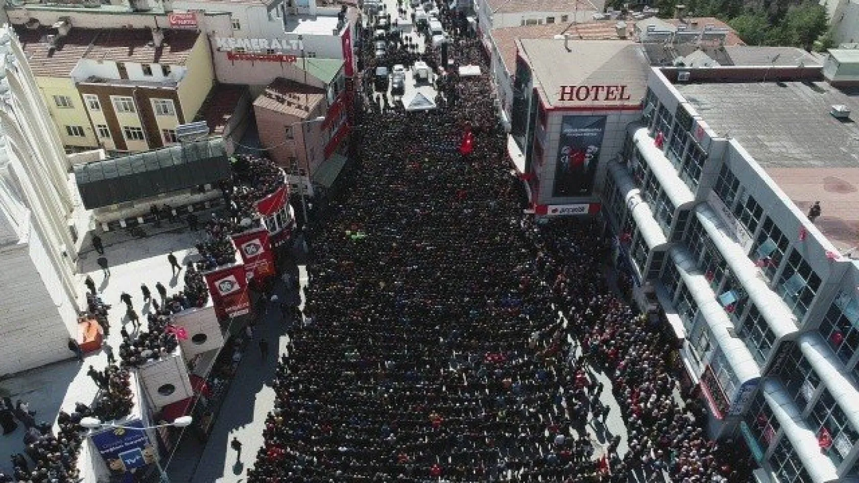 ŞEHİDİMİZ UĞURLANDI