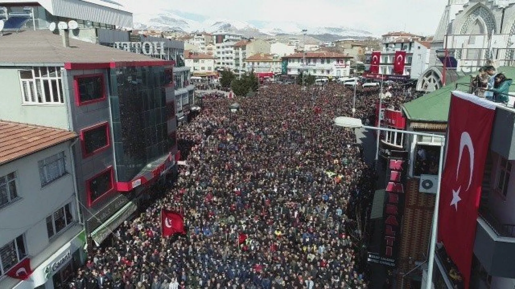 ŞEHİDİMİZ UĞURLANDI