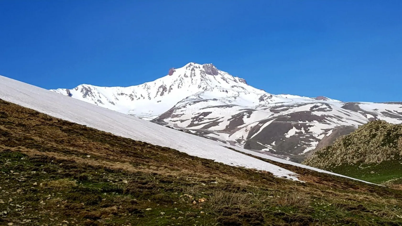 'Erciyes, her halinle güzelsin'