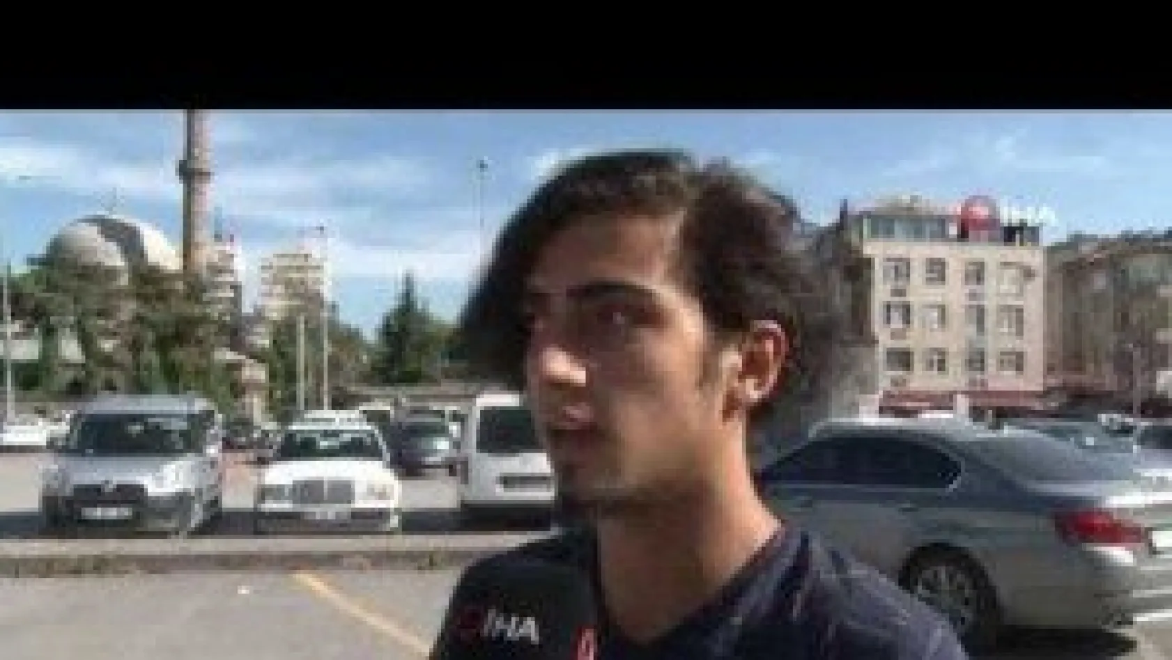 18 Yaşındaki Ali, otostopla 58 il gezdi
