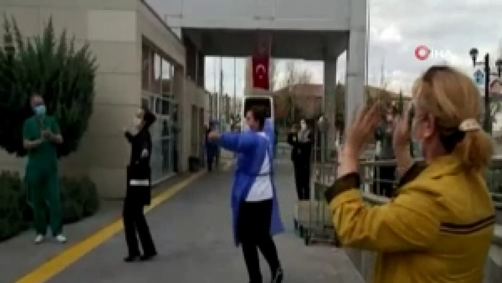 KARANTİNADA BULUNAN VATANDAŞLARA MORAL ETKİNLİĞİ