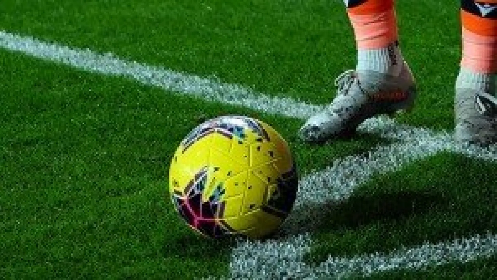İran'da tüm futbol müsabakaları iptal edildi