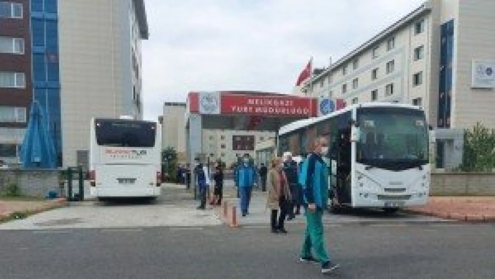 Karantina süreci biten 32 kişi tahliye edildi