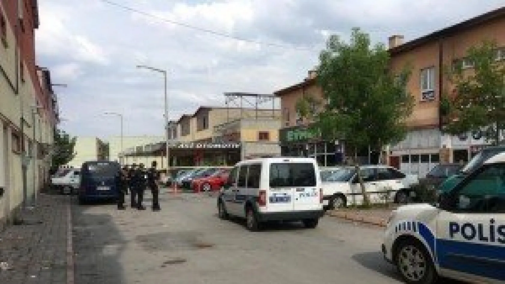 10 el ateş eden şahıs, olay yerinden kaçtı