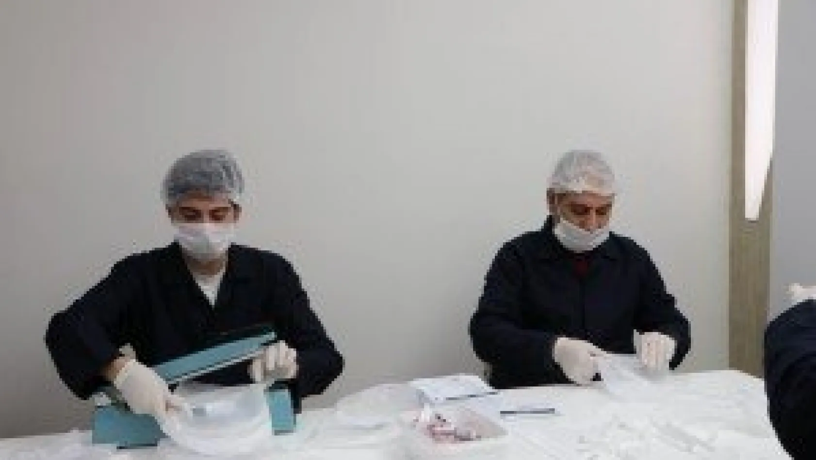 Fırsatçılara 'Fırsat' vermemek için siperlik üretimine başladılar