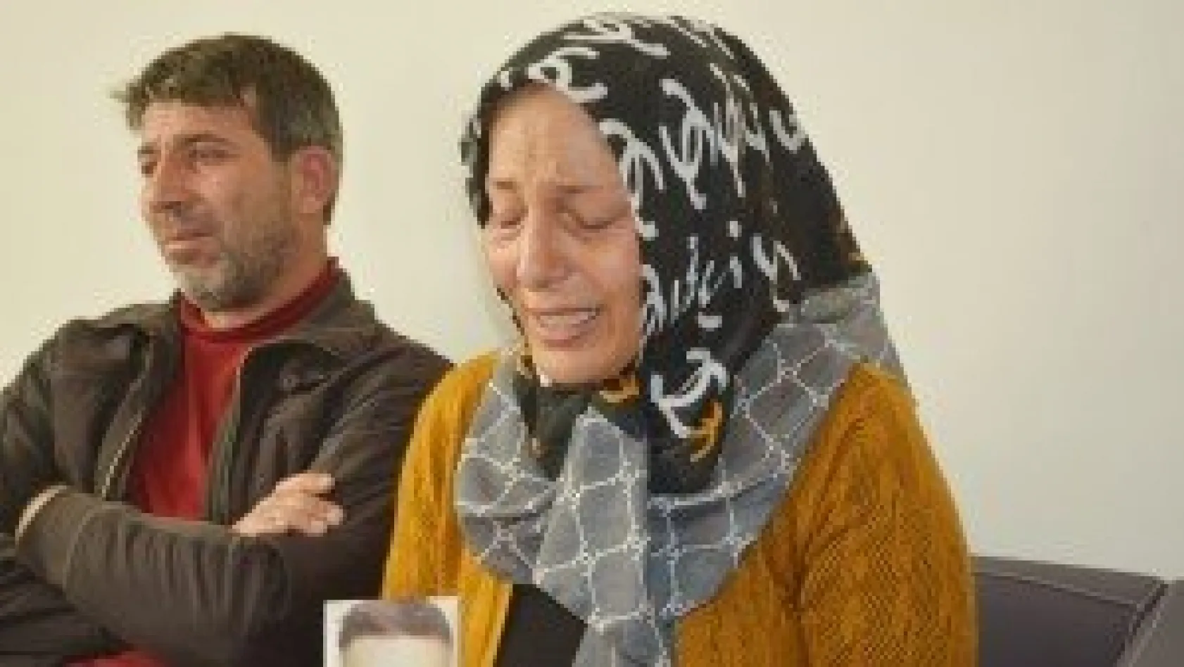 12 bıçak darbesiyle öldürülen Berat'ın ailesini yıkan karar