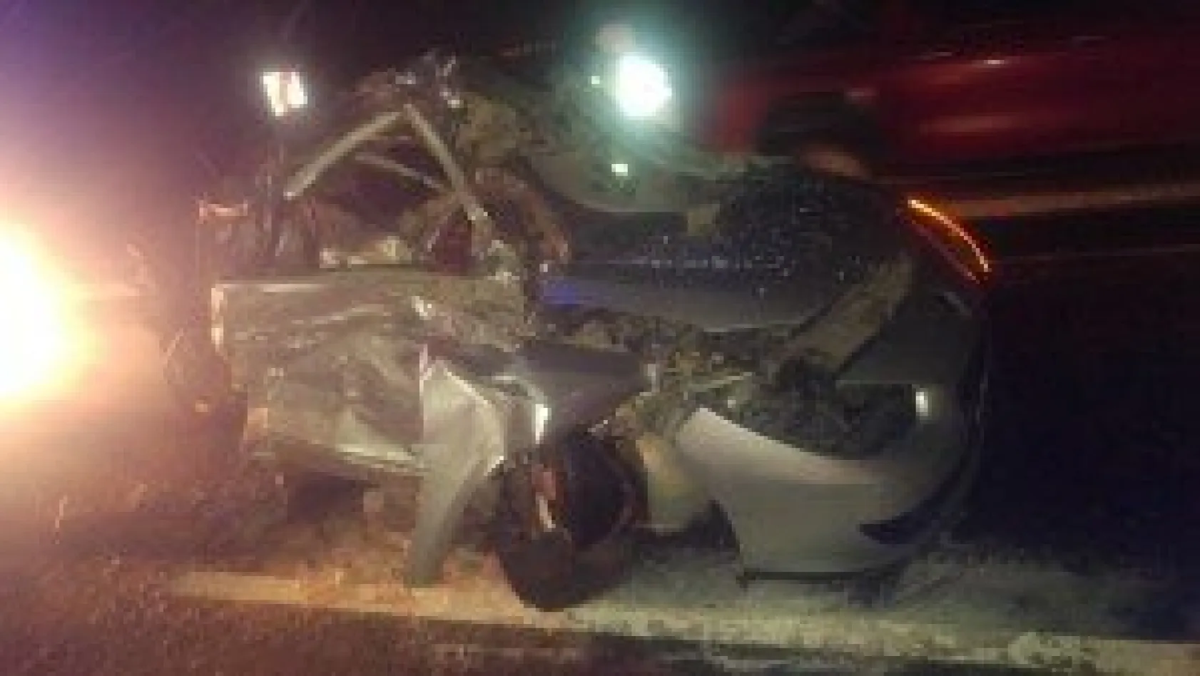 Kayseri'de feci kaza: 2 ölü, 1 yaralı