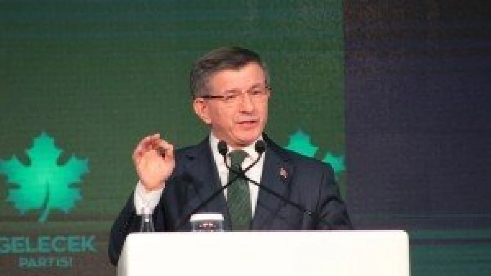 Davutoğlu partisini tanıttı