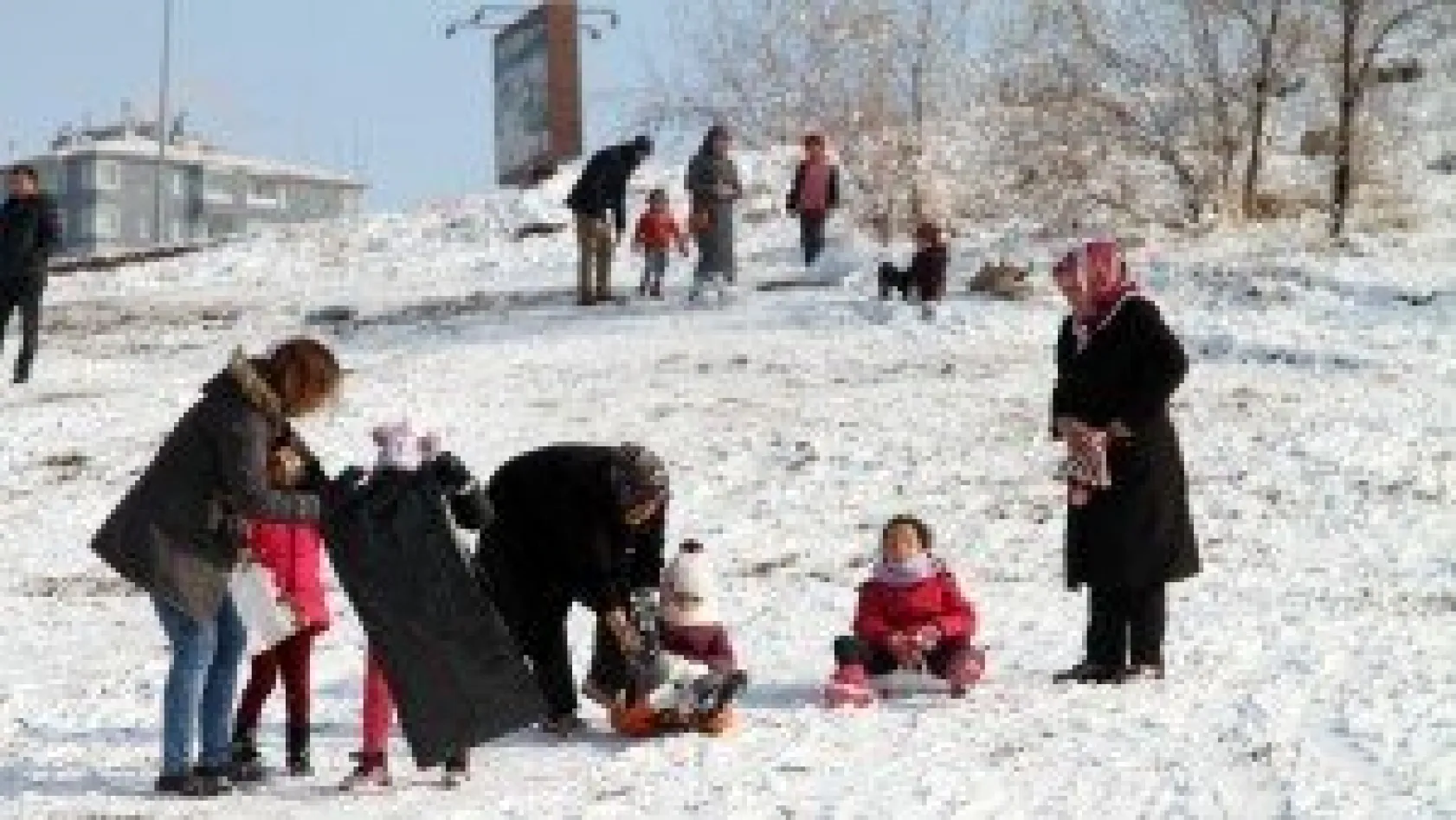 Belediye yaptı, çocuklar doyasıya eğlendi