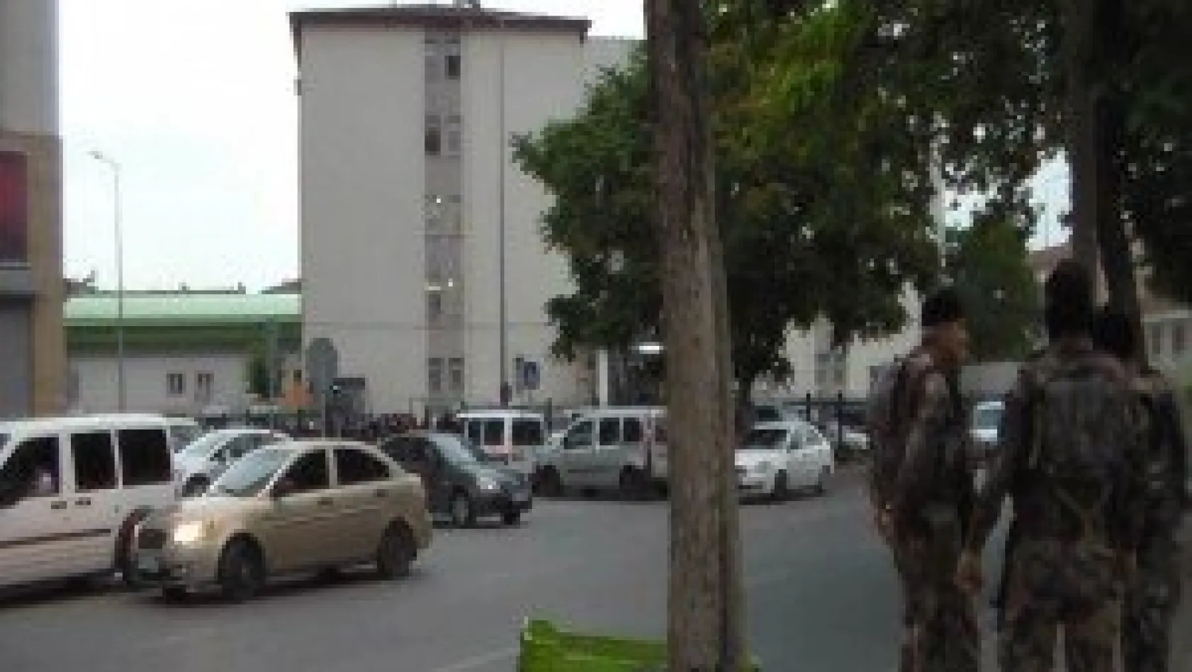 Polisi Tabancayla Yaralayan Şahıs Yakalandı