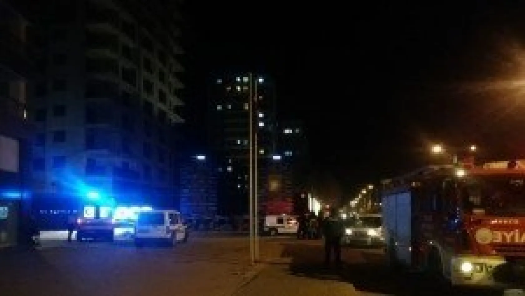 Bunalıma giren genç, inşaatın 14. katına çıktı