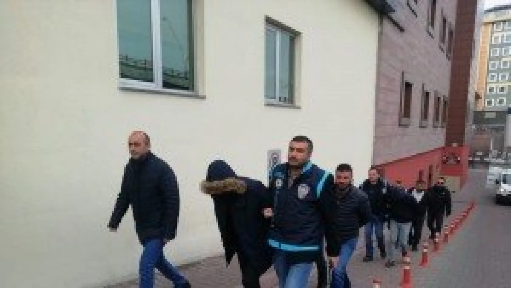 12 kişilik şebeke çökertildi