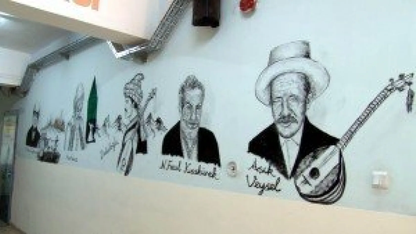 Bu okulun duvarları görenleri şaşırtıyor