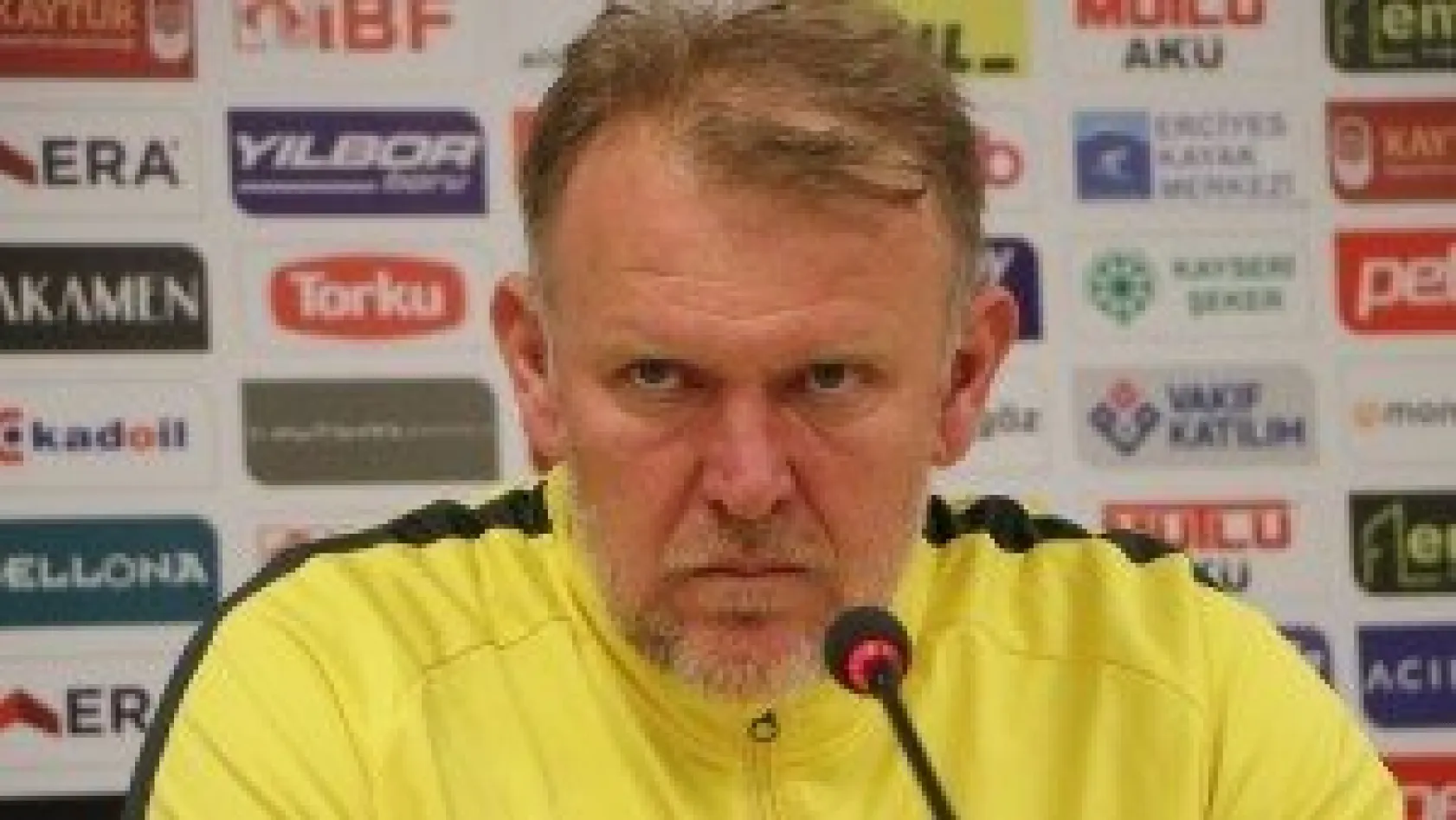 Prosinecki: 'Bu 3 puanla ligde kalma adına iyi bir iş yaptık'