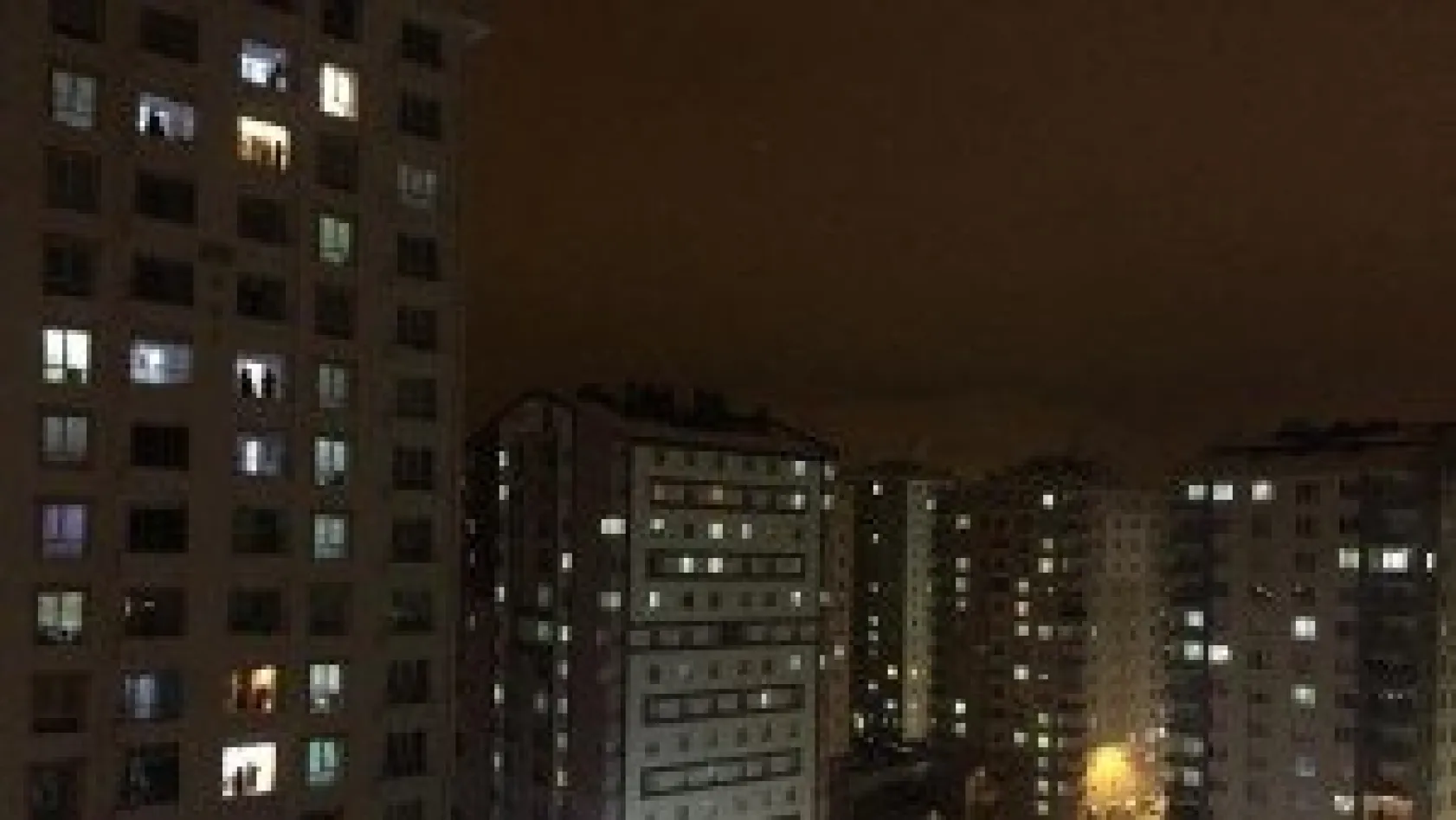 Kayserili vatandaşlardan sağlık çalışanlarına destek alkışları