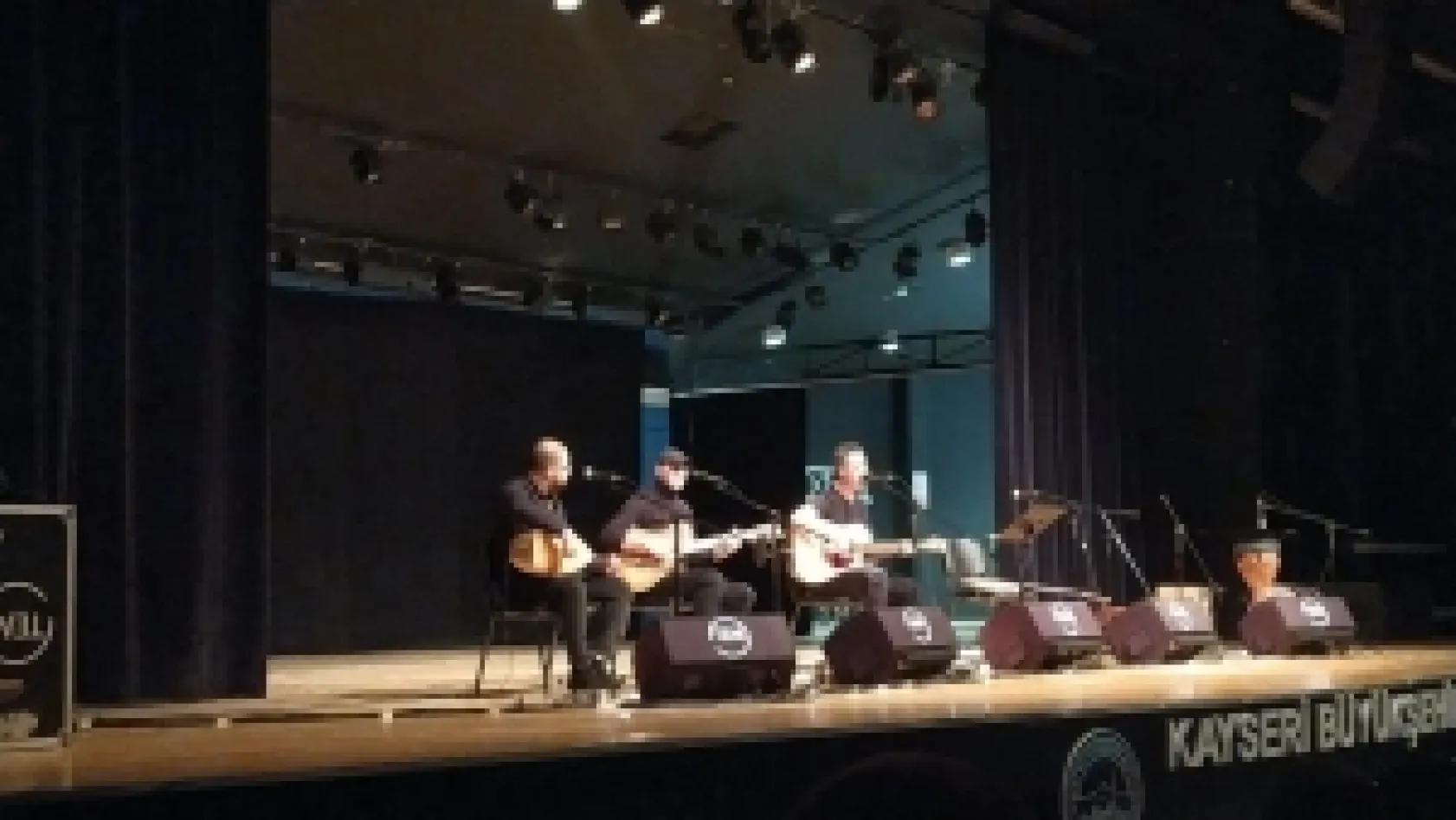 Grup Abdal konserine yoğun ilgi