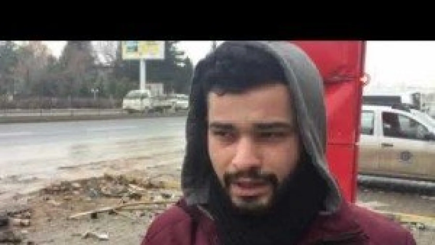 Aşırı süratli otomobil 3 araca çarptı