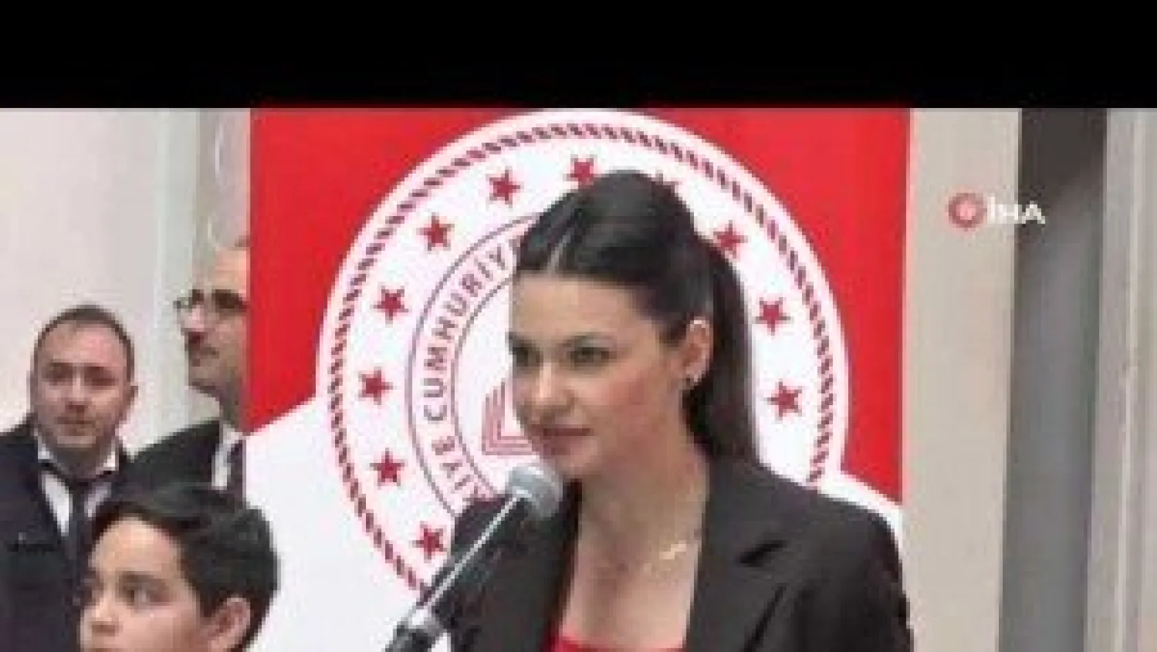 Duygulandıran 23 Nisan Kutlaması