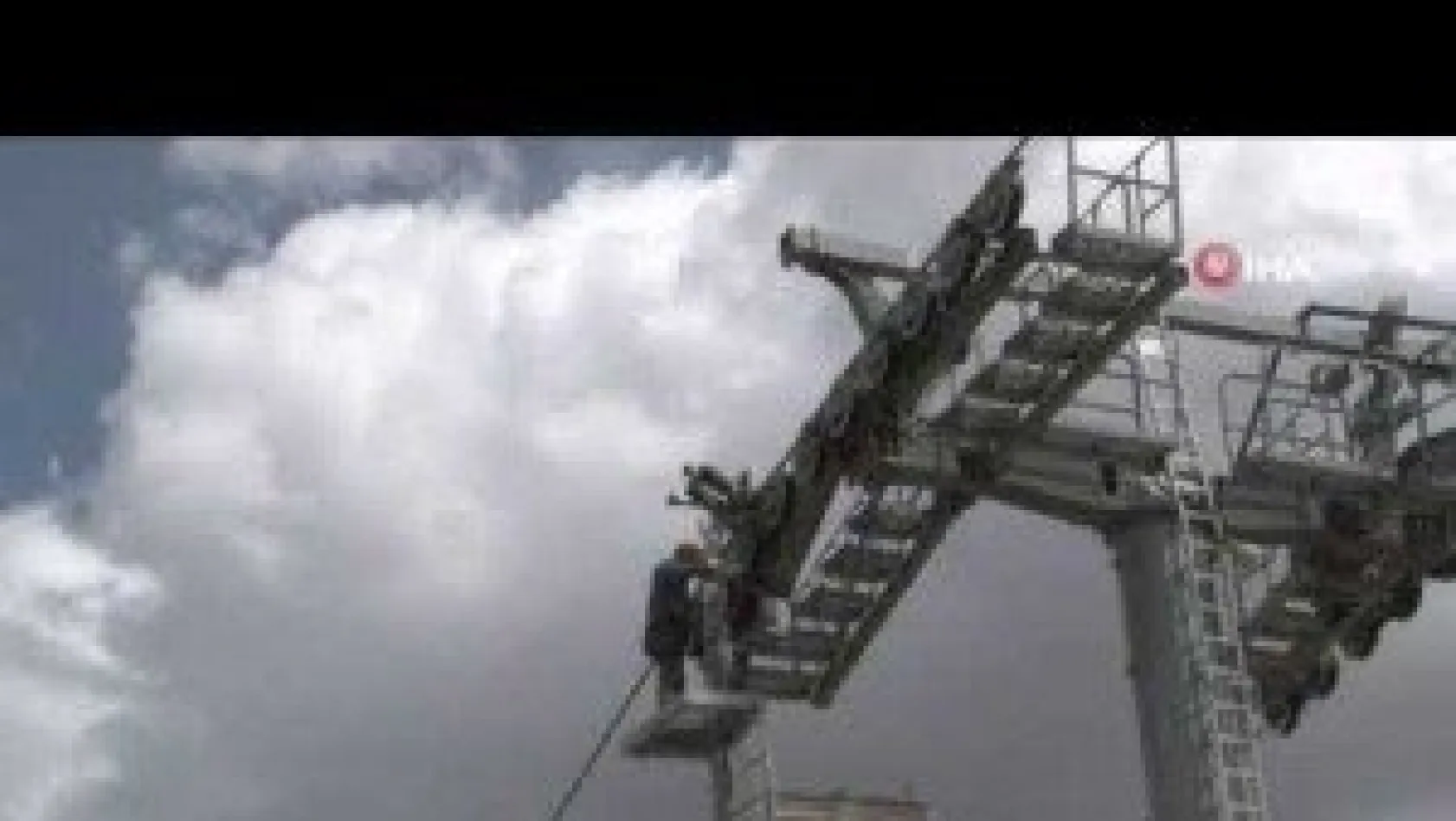 Erciyes'te teleferiklerin örümcek adamları