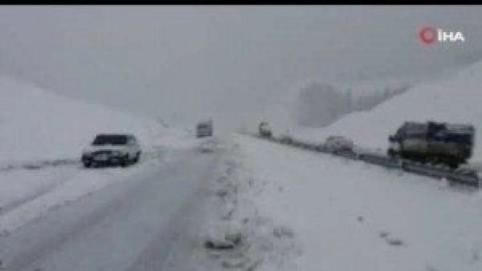 Kahramanmaraş-Kayseri Yolu Sürücülere Geçit Vermiyor