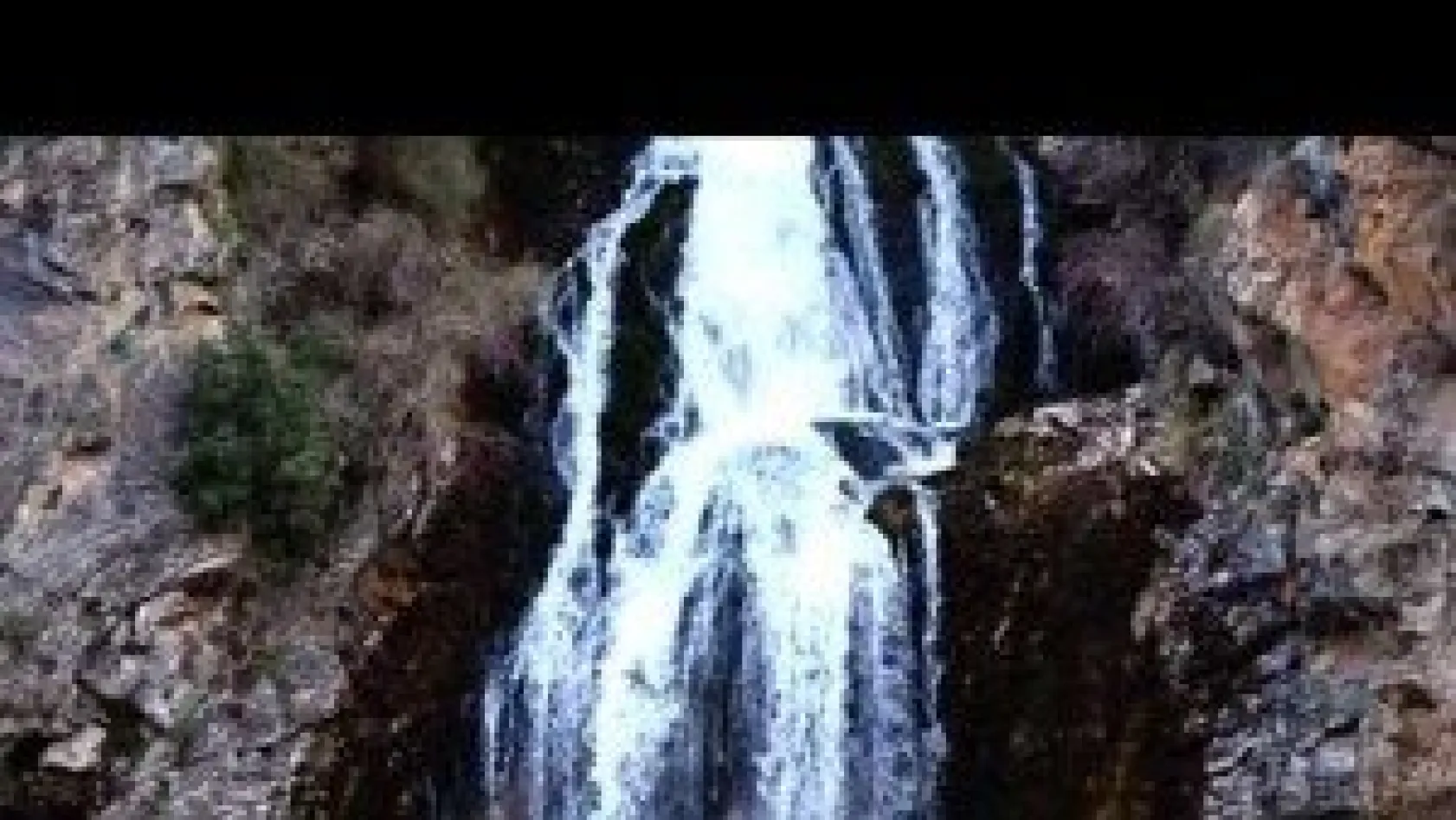Kapuzbaşı Şelalesi