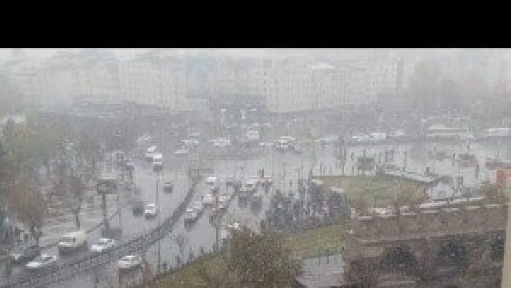 Kar yağışı Kayseri'de şiddetini artırdı