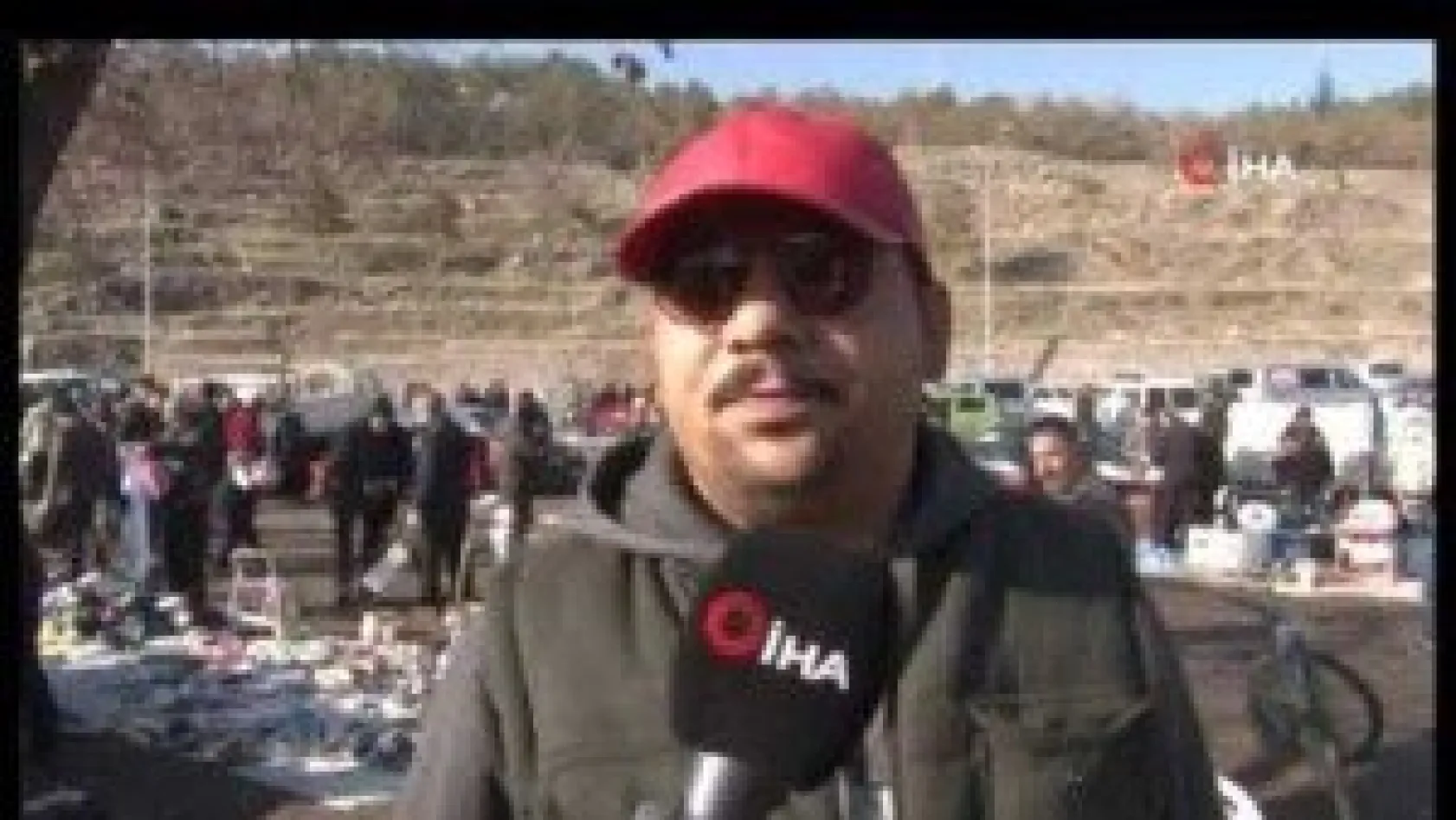 Kayserililerden Antika Ürünlerin De Bulunduğu Bit Pazarına Büyük İlgi