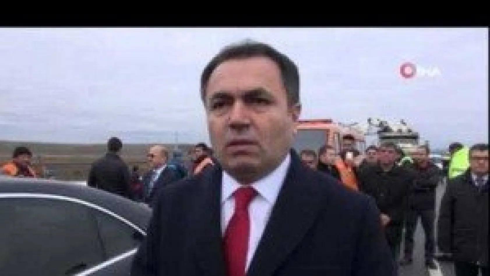 Vali Çakır: &quotOtobüs Kazasında 1 Ölü, 8'i Ağır 17 Yaralı Var"