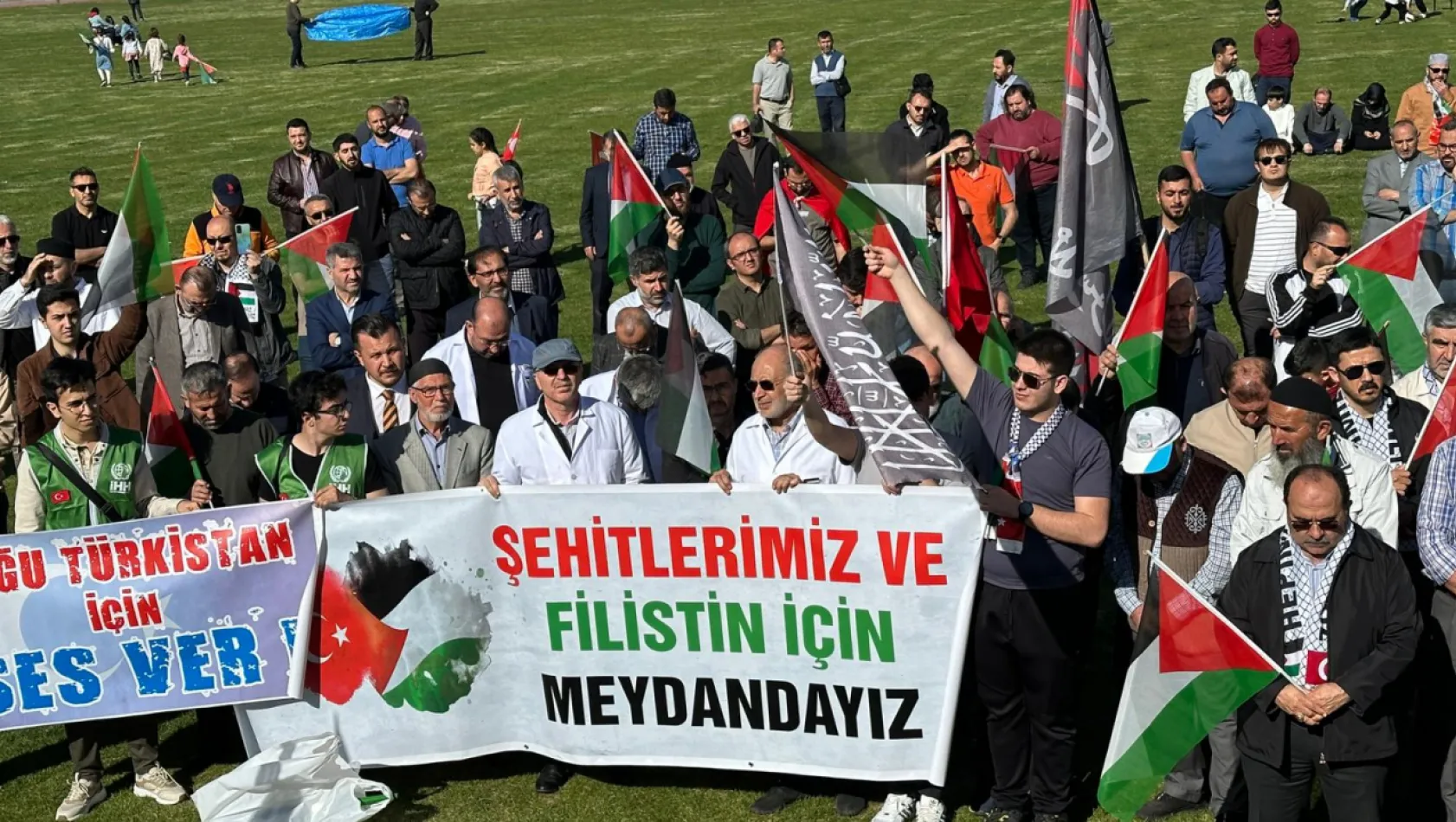 Kayseri'de Filistin'e Destek Konvoyu düzenlendi