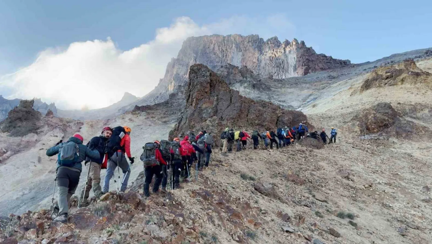 30. Sütdonduran Kampı ve Erciyes Zirve Tırmanışı başarıyla tamamlandı