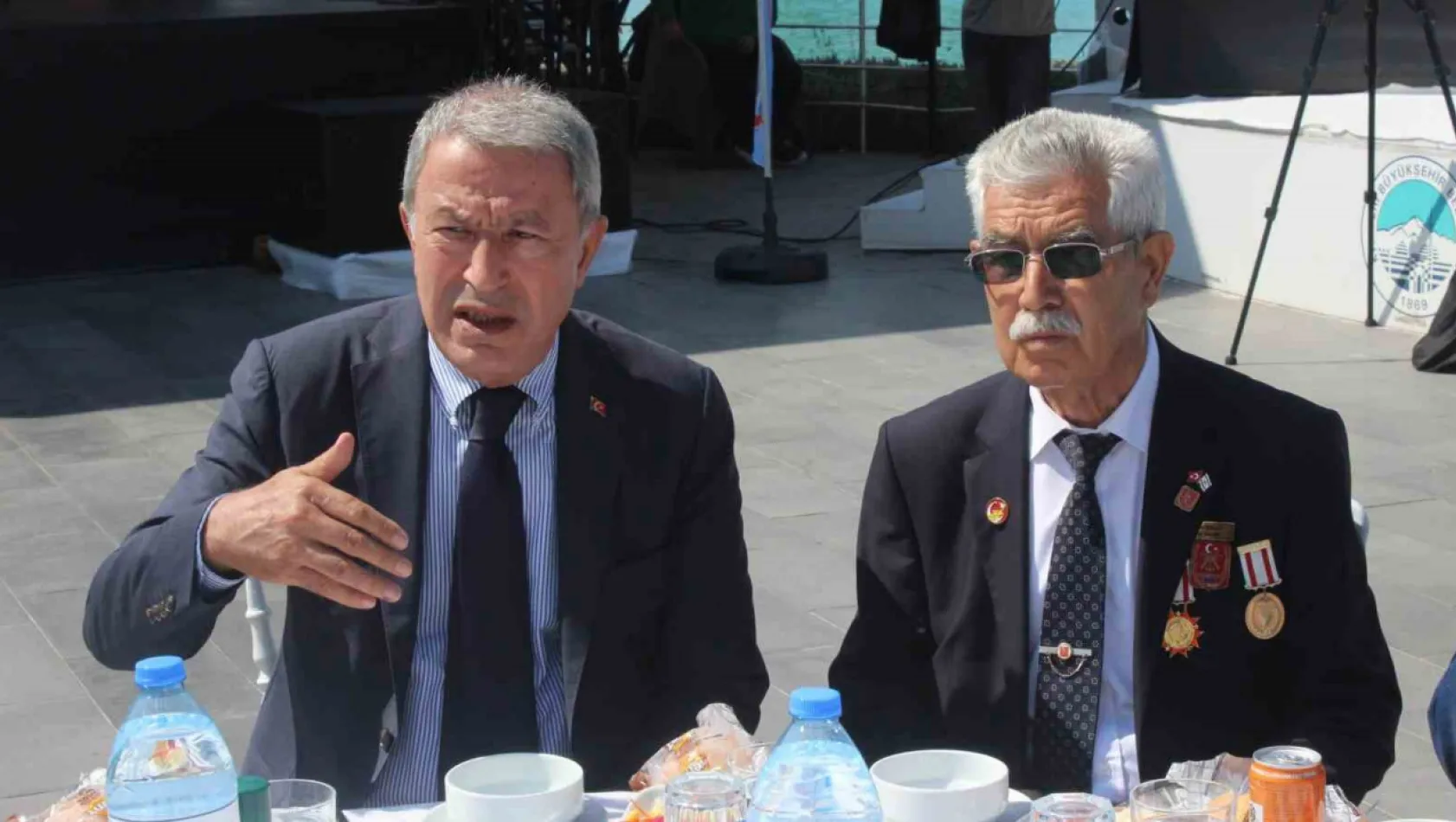 Hulusi Akar: 'Dijital vatanımıza sahip çıkmak zorundayız'