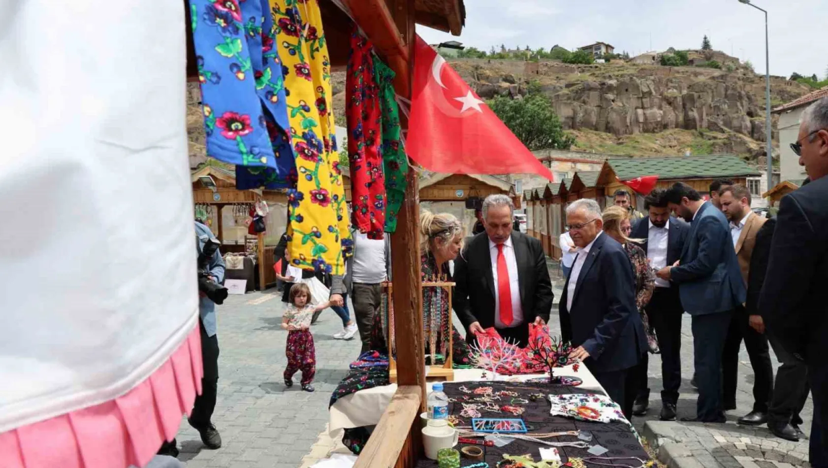 Kayseri protokolü Maharetli Eller'de