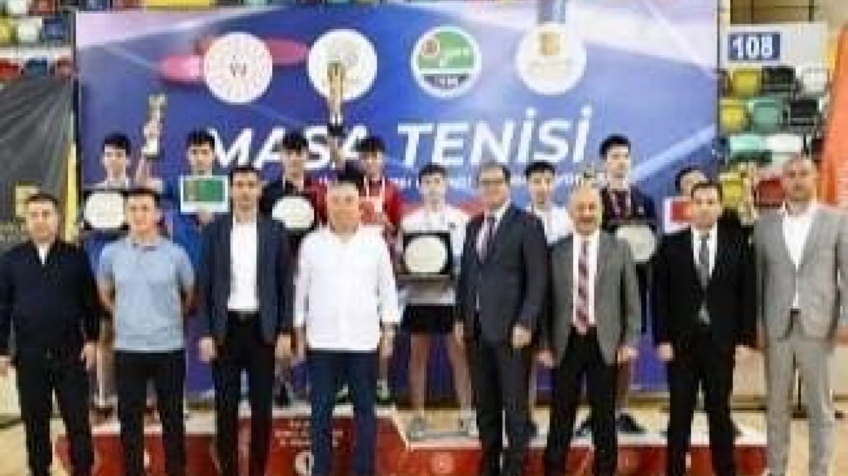 Başkan Çolakbayrakdar: 'Sporcularımızla dünya şampiyonluklarına yelken açıyoruz'