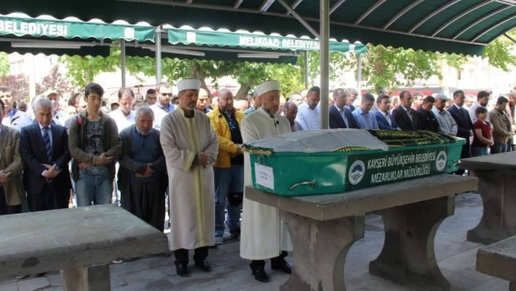 İl Müftüsü Filistin şehitleri için gıyabi cenaze namazı kıldırdı