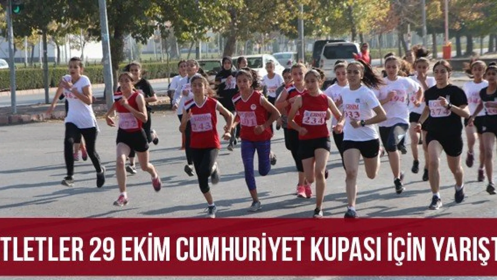 Atletler 29 Ekim Cumhuriyet Kupası İçin Yarıştı
