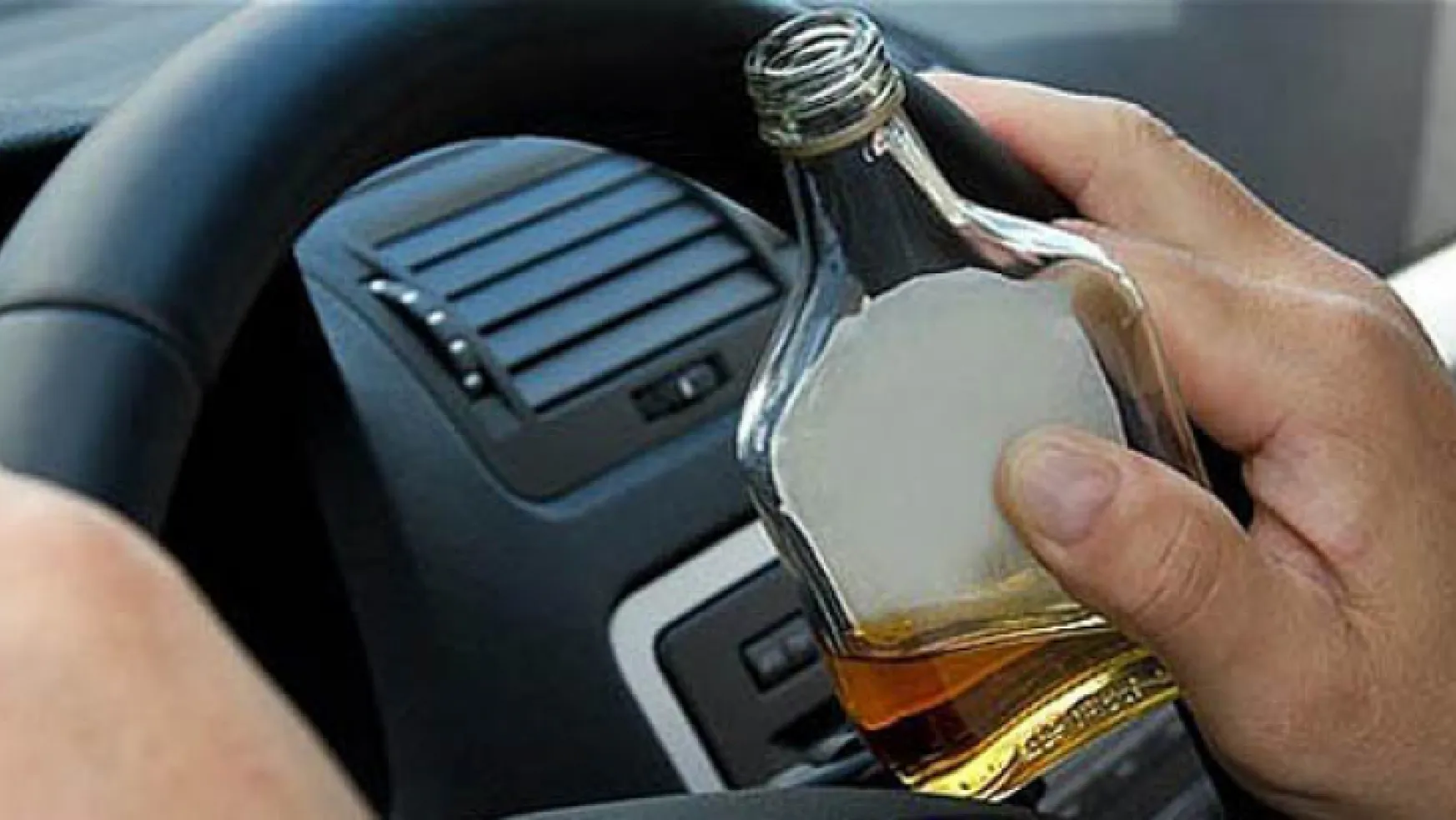 Geçen ay 369 alkollü sürücünün ehliyetine el kondu