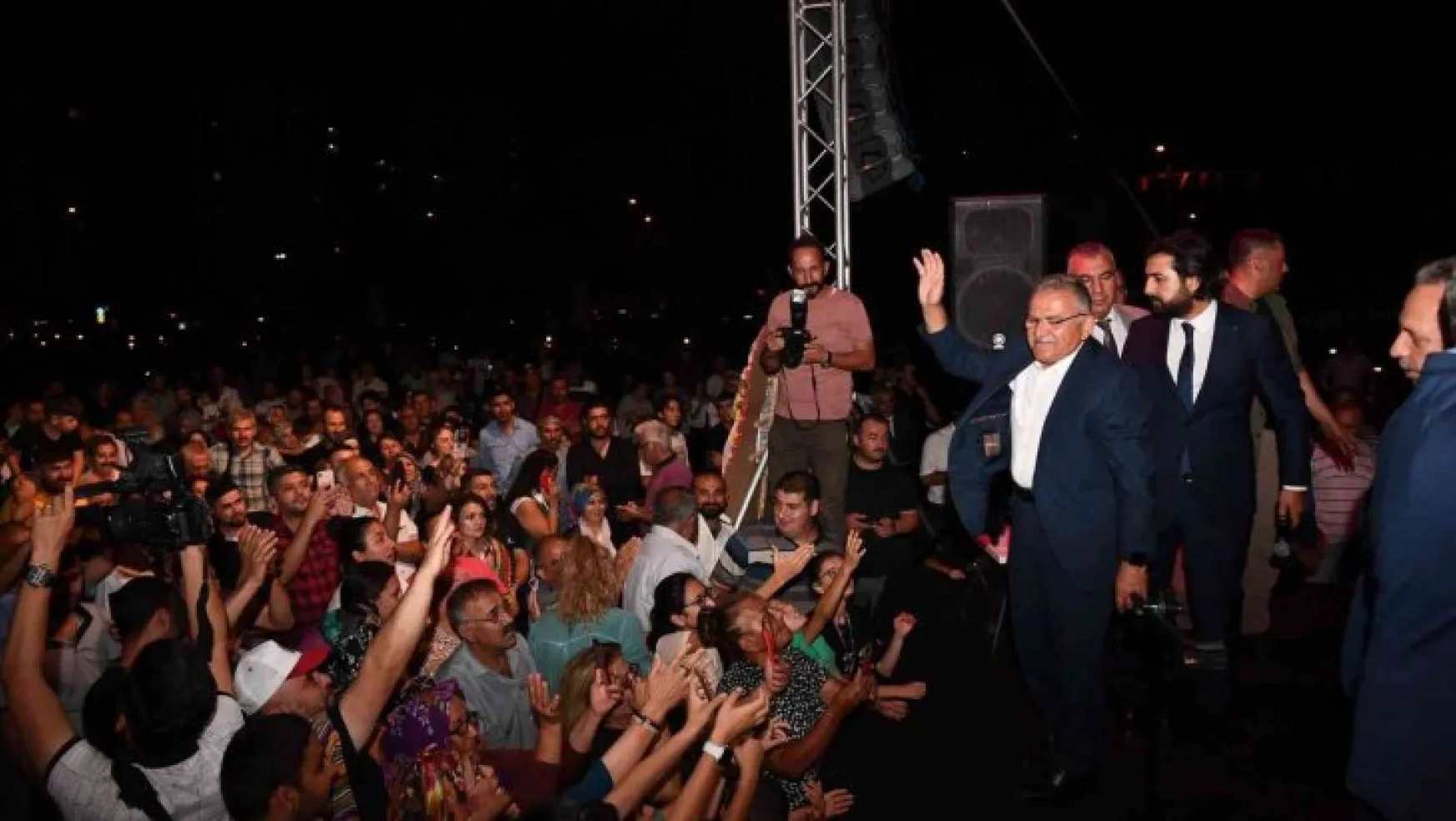 Başkan Büyükkılıç, Avşar Türkmenleri Şenliği'nde Avşarlarla buluştu