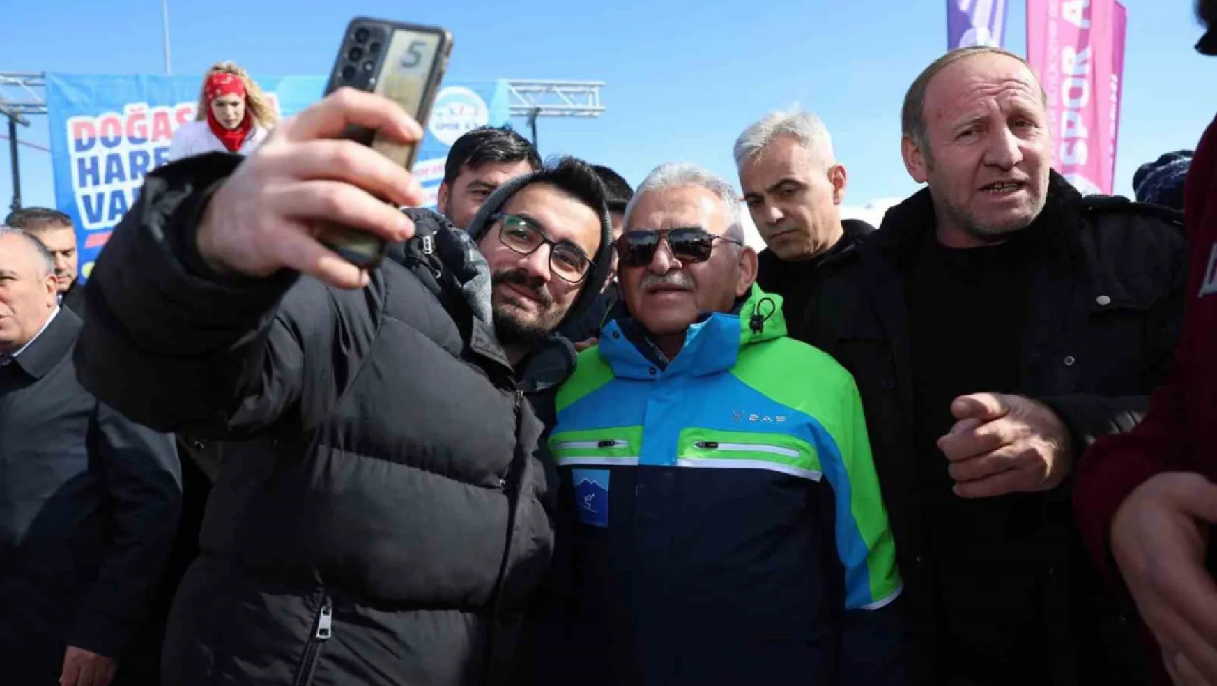 Başkan Büyükkılıç, Erciyes'teki muhteşem Kış Festivaline katıldı